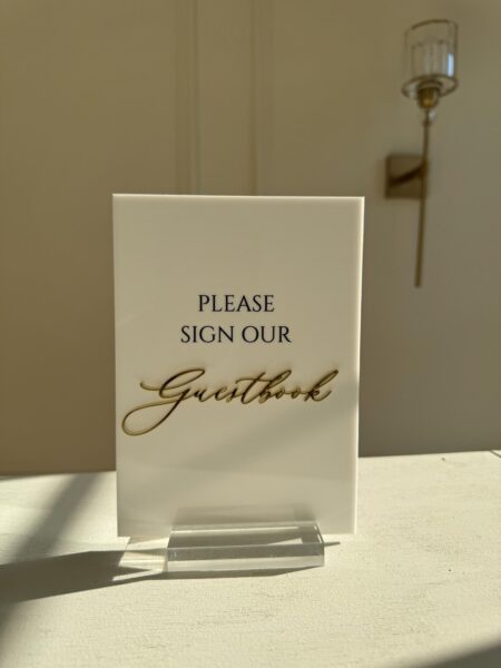Elara Guestbook Table Sign I